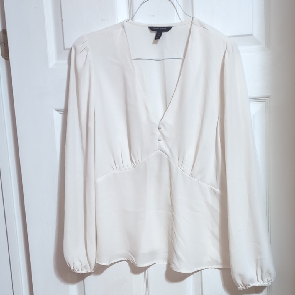 Banana Republic V-Neck Blouse